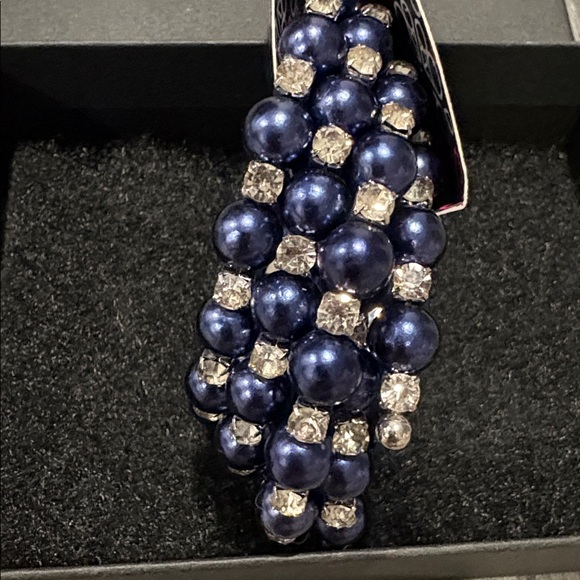 Paparazzi Navy and Silver Beaded Bracelet - Picture 3 of 3